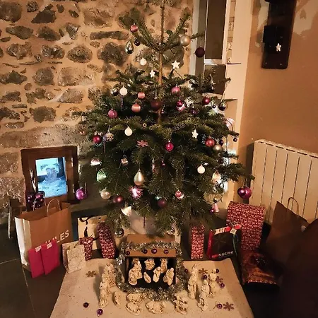 Chambres d'hôtes 4 personnes  Le Moulin du Cheix Maison d'hôtes